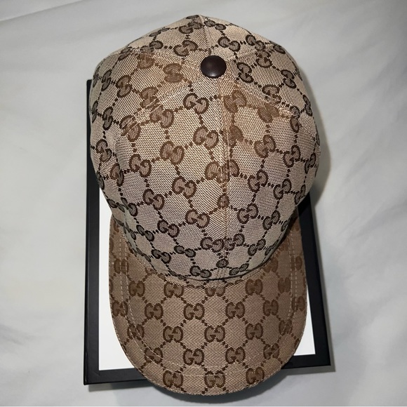 Gucci ORIGINAL GG CANVAS BASEBALL HAT WITH WEB - Picture 15 of 16